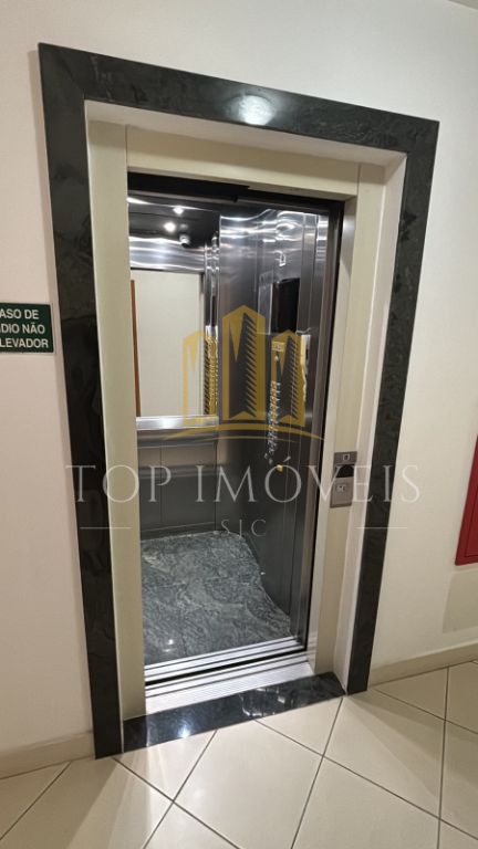 Apartamento Espaçoso 3 Dormitórios com Suíte, Sacada Privativa e Varanda Gourmet com Churrasqueira a Carvão
