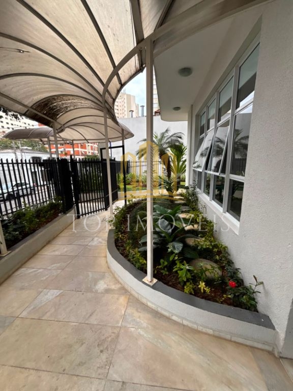 Apartamento Espaçoso 3 Dormitórios com Suíte, Sacada Privativa e Varanda Gourmet com Churrasqueira a Carvão