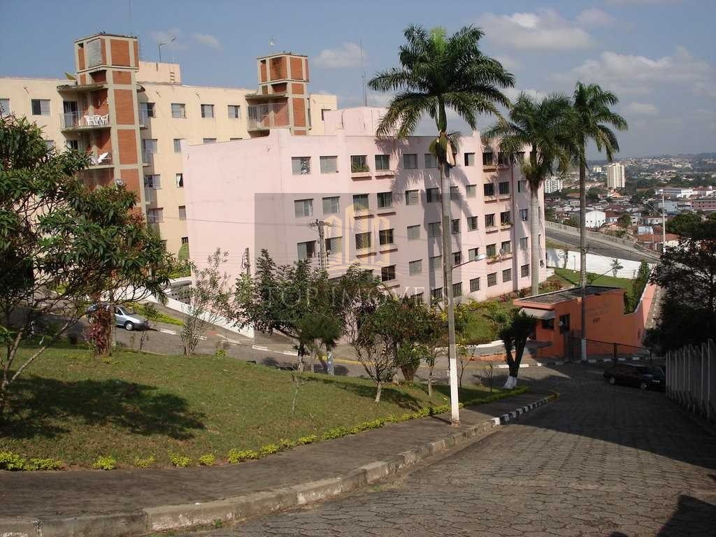 Apartamento com 2 dormitórios à venda no centro de Jacareí