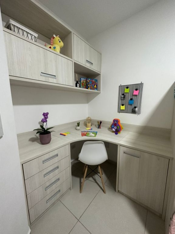 Excelente apartamento no Jardim Coleginho - Jacareí