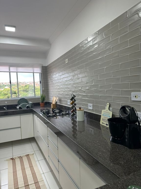 Excelente apartamento no Jardim Coleginho - Jacareí