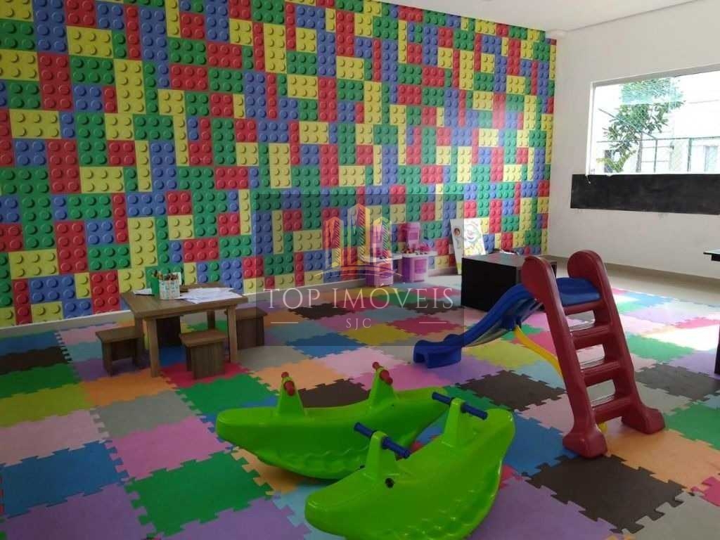 Apartamento todo mobiliado com 2 dormitorios 48 m2 Localizado na Zona Leste