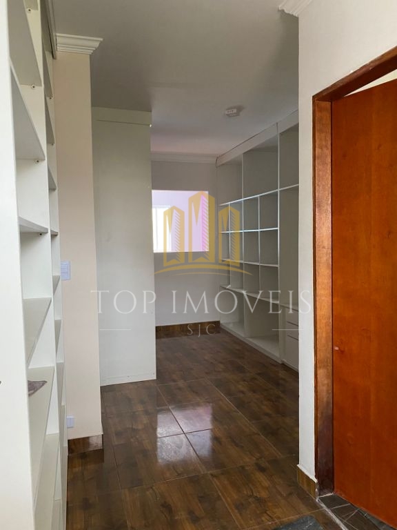 Belíssima casa no portal dos Pássaros