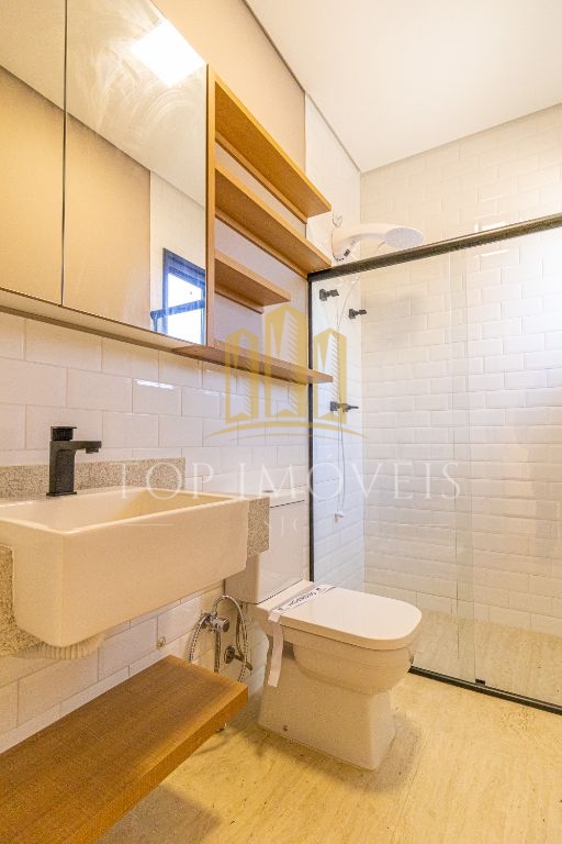 Sobrado em condomínio fechado com 4 Dormitórios, 337m² - Urbanova - São José dos Campos/SP
