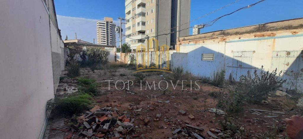 Excelente terreno de esquina na Jaboticabeira, Taubaté/SP