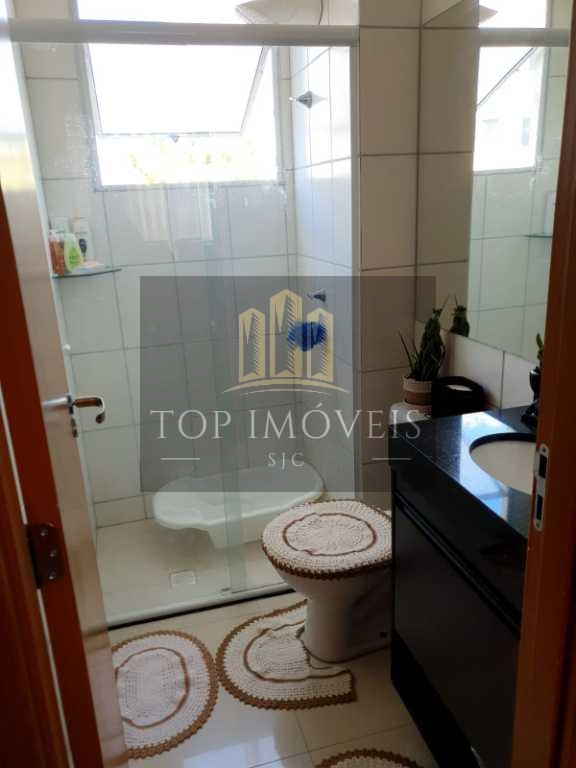 Apartamento com 2 dormitórios à venda, 45 m² por R$ 213.000 - Na zona Leste de São José dos Campos
