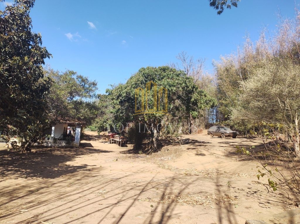 Ótimo terreno, escriturado, com 12.900,00 m²