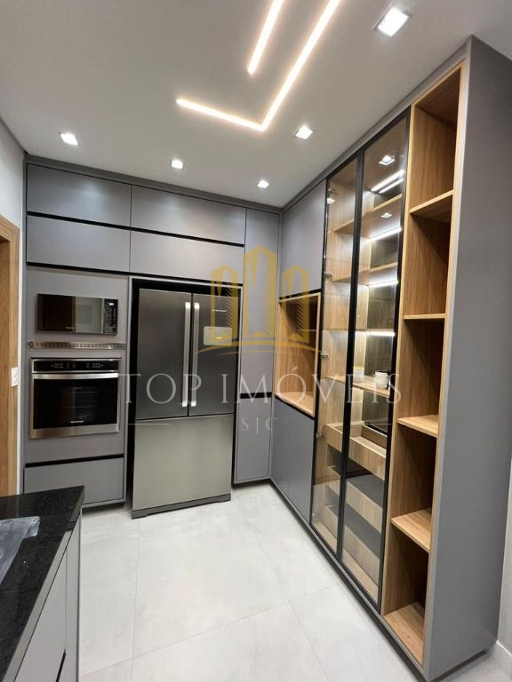 Sobrado Luxuoso de Alltíssimo padrão, mobiliado, Porteira Fechada no Alphaville II