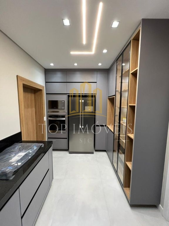 Sobrado Luxuoso de Alltíssimo padrão, mobiliado, Porteira Fechada no Alphaville II