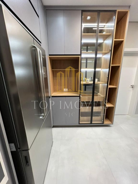 Sobrado Luxuoso de Alltíssimo padrão, mobiliado, Porteira Fechada no Alphaville II