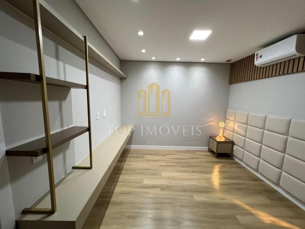 Sobrado Luxuoso de Alltíssimo padrão, mobiliado, Porteira Fechada no Alphaville II