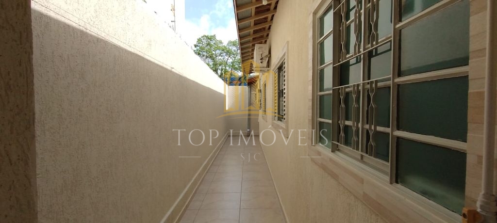 Casa no Jardim Oriente zona sul de São José dos Campos -SP