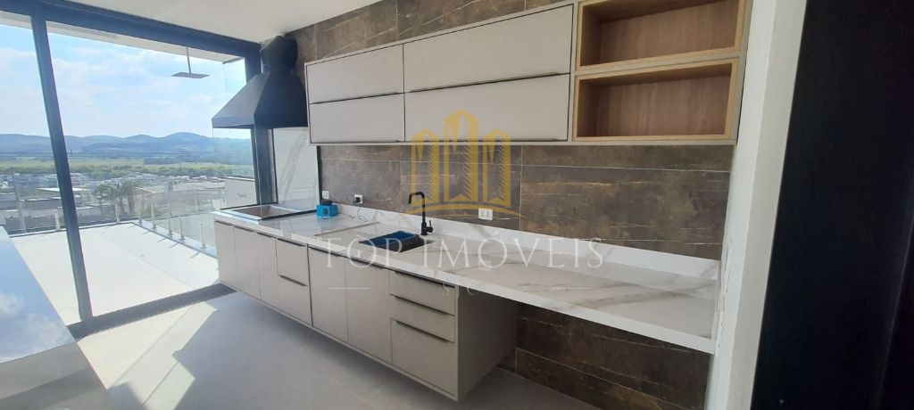 Luxuosa mansão no Condomínio Residencial Alphaville II - São José dos Campos/SP