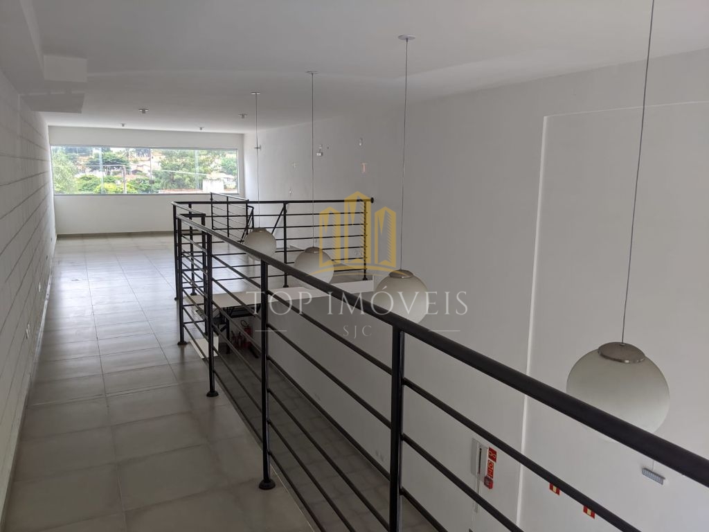 Galpão 135m² Jardim das Indústrias - São José dos Campos/SP