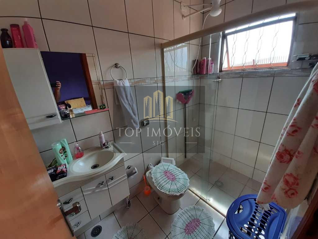 Sobrado com 4 dormitórios à venda, 350 m² no Parque Novo Horizonte - São José dos Campos/SP