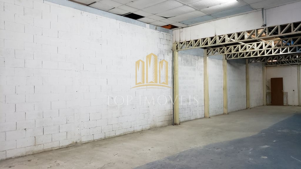 Ponto comercial no Centro, 250m², com mezanino de 49m², excelente localização