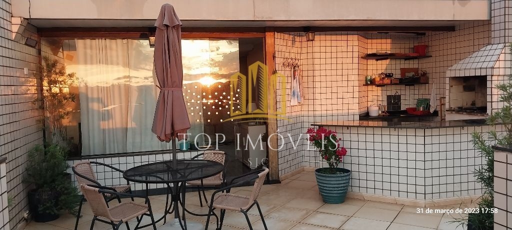 Cobertura Duplex no Edifício Aroeira - Jardim das Indústrias, São José dos Campos/SP