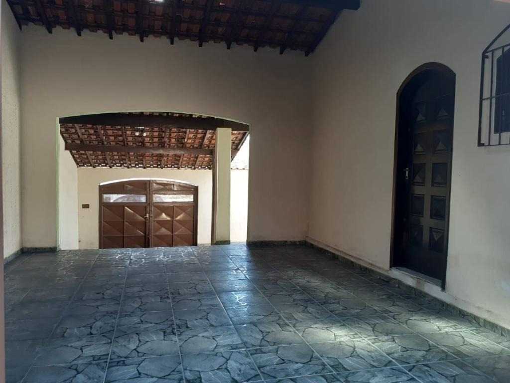 Casa com 2 dormitórios à venda, 197 m² - Parque Santo Antônio - Jacareí/SP