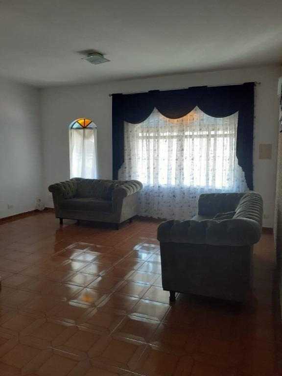 Casa com 2 dormitórios à venda, 197 m² - Parque Santo Antônio - Jacareí/SP