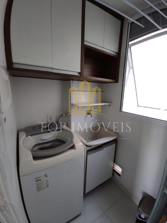 Apartamento com 45 m com 2 dormitorios,sala cozinha, wc, 1 vaga, com lazer