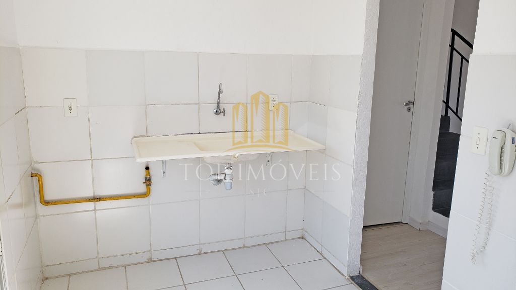 Sobrado com 3 Quartos em Condomínio Fechado - Zona Norte - Locação sem fiador.