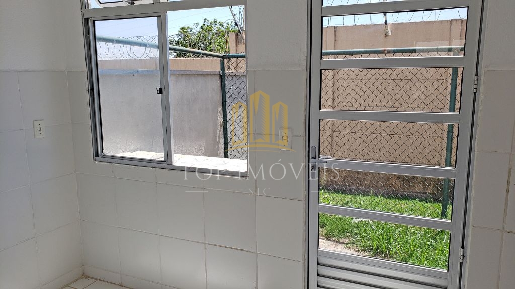 Sobrado com 3 Quartos em Condomínio Fechado - Zona Norte - Locação sem fiador.
