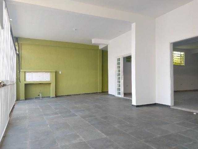 Sobrado com 3 dormitórios, 480 m² - venda por R$ 680.000,00 ou aluguel por R$ 4.900,00/mês - Jardim Santa Inês II - São José dos Campos/SP