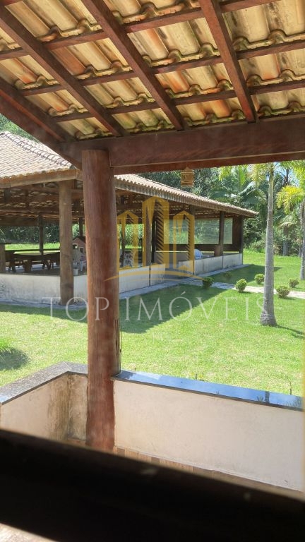 Sitio medindo 125.000 mts equivalente a 12,5 hectares. Lugar bem localizado com paisagem maravilhosa,