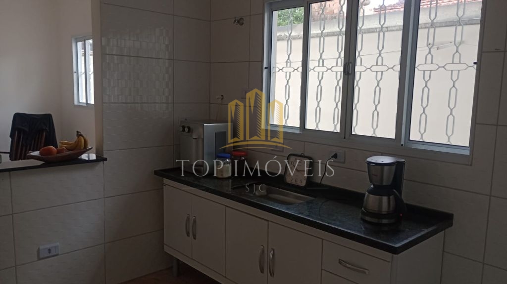 Maravilhosa Casa com 120m² e 3 Dormitórios 1 suite no Parque Industrial