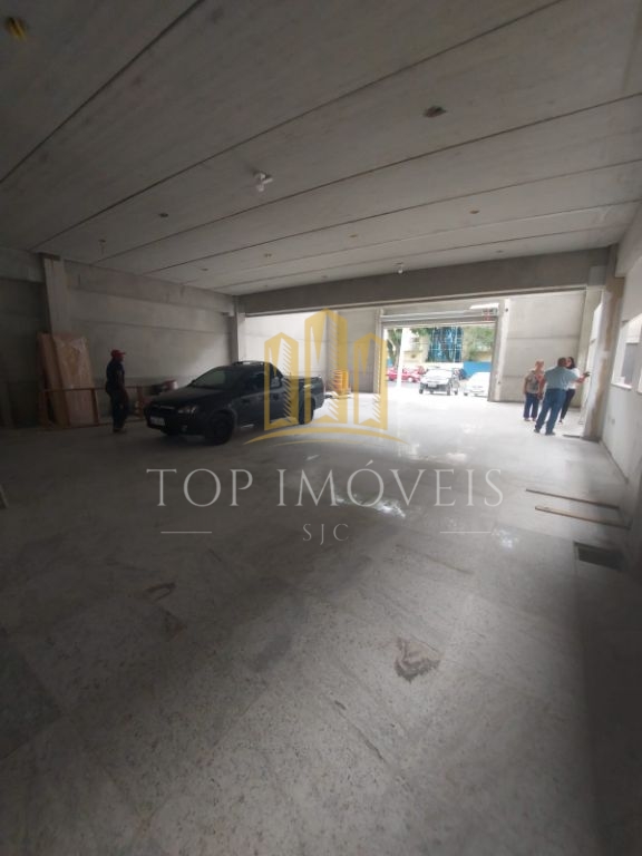 Ponto comercial, com 340 m² na Av. José Longo - Centro