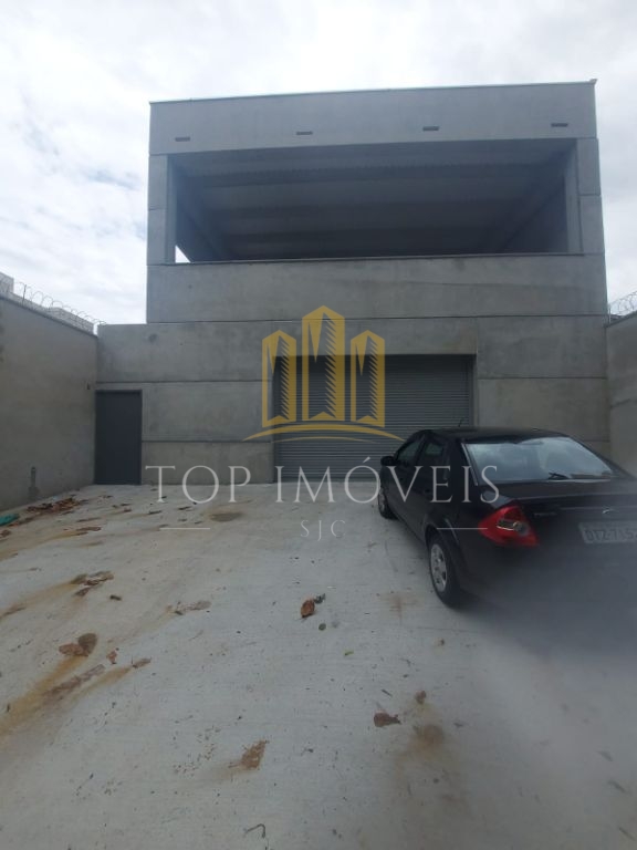 Ponto comercial, com 340 m² na Av. José Longo - Centro