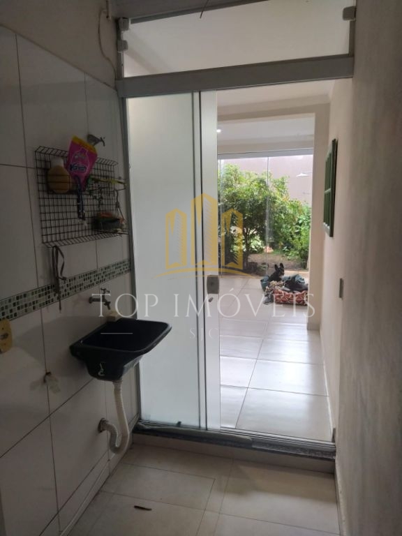 Lindo Sobrado, 3 Dormitórios no Jardim Rodolfo em São José dos Campos -SP