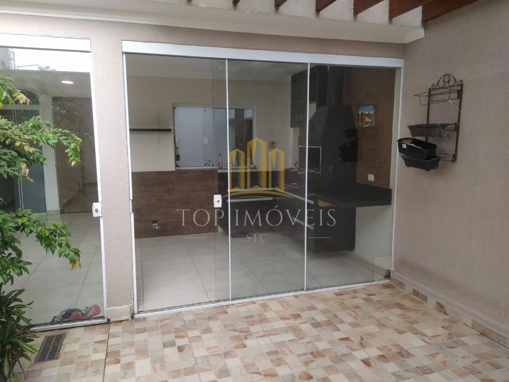 Lindo Sobrado, 3 Dormitórios no Jardim Rodolfo em São José dos Campos -SP