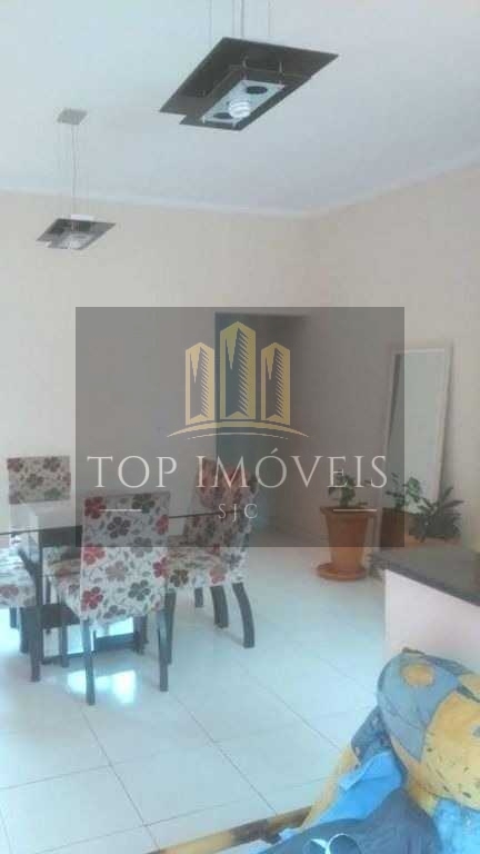 Casa no Jardim Santa Hermínia - São José dos Campos/SP.