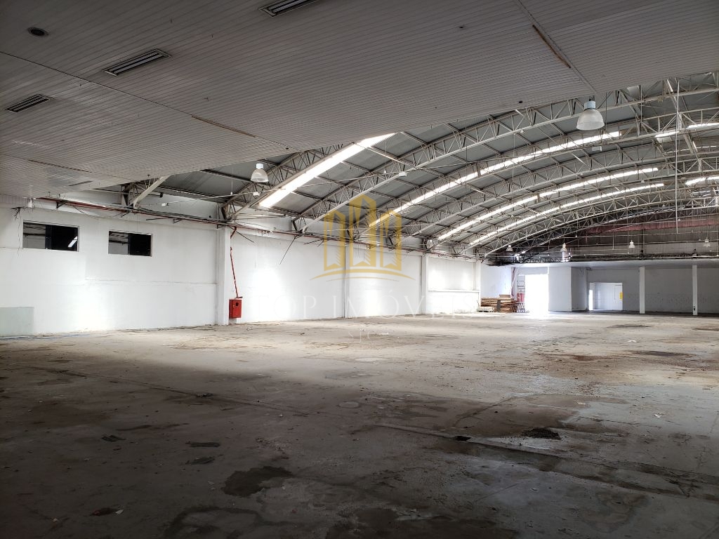 Galpão Comercial / Industrial, 20.000M² muito bem localizado na Via Dutra