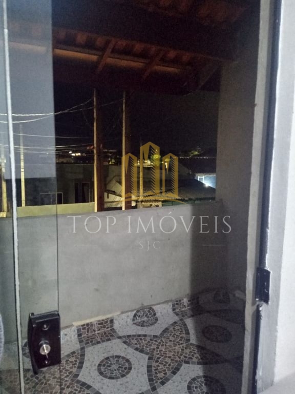 Sobrado com dois dormitórios uma vaga coberta e lavabo - foto 1