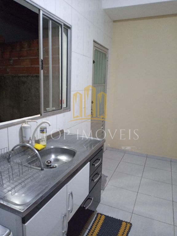 Sobrado com dois dormitórios uma vaga coberta e lavabo - foto 7