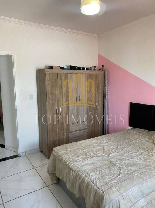 Otimo sobrado recém construído com 4 quartos