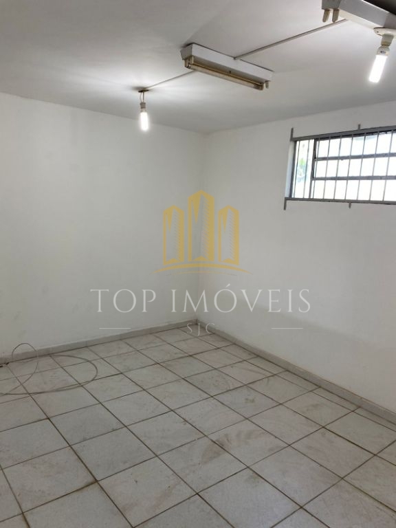 Excelente galpão na Zona Leste 217m²