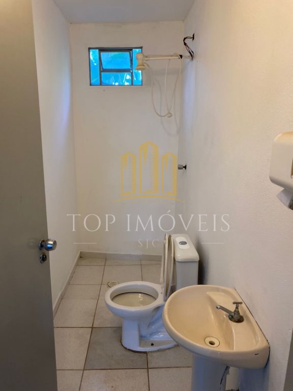 Excelente galpão na Zona Leste 217m²