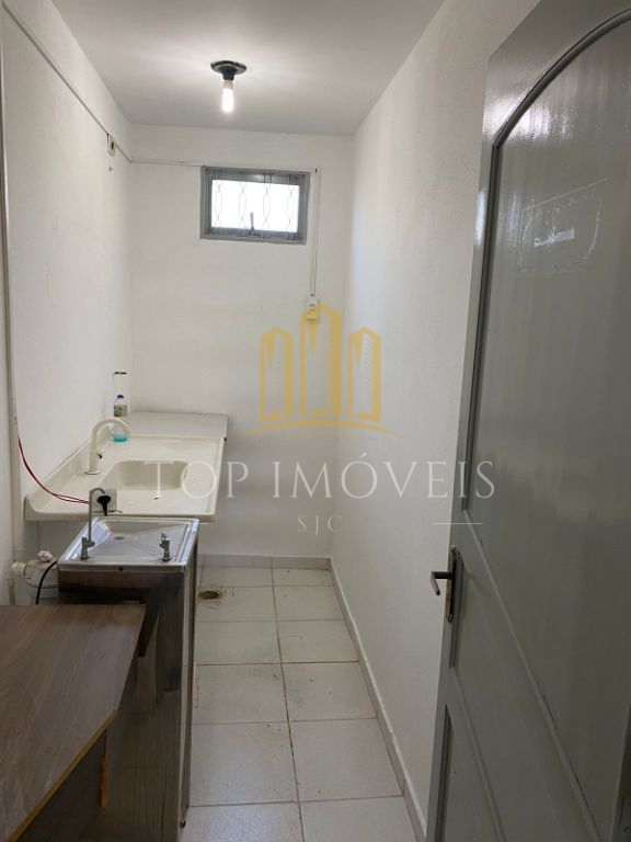 Excelente galpão na Zona Leste 217m²