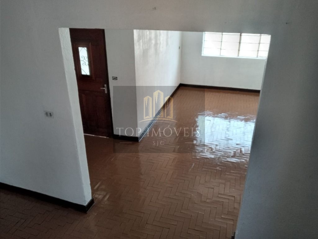 Sobrado à venda, 132 m² - Centro - Santa Branca/SP