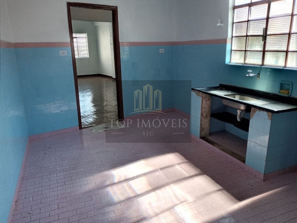 Sobrado à venda, 132 m² - Centro - Santa Branca/SP