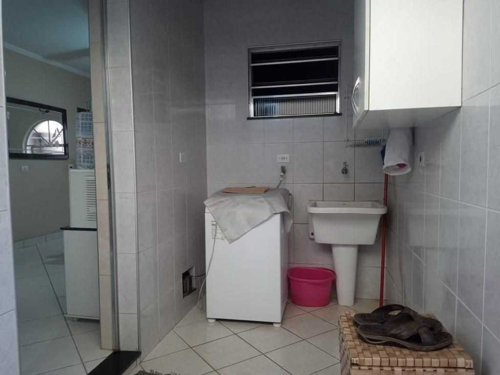 Casa com 2 dormitórios à venda, 150 m² - Vila Industrial - São José dos Campos/SP