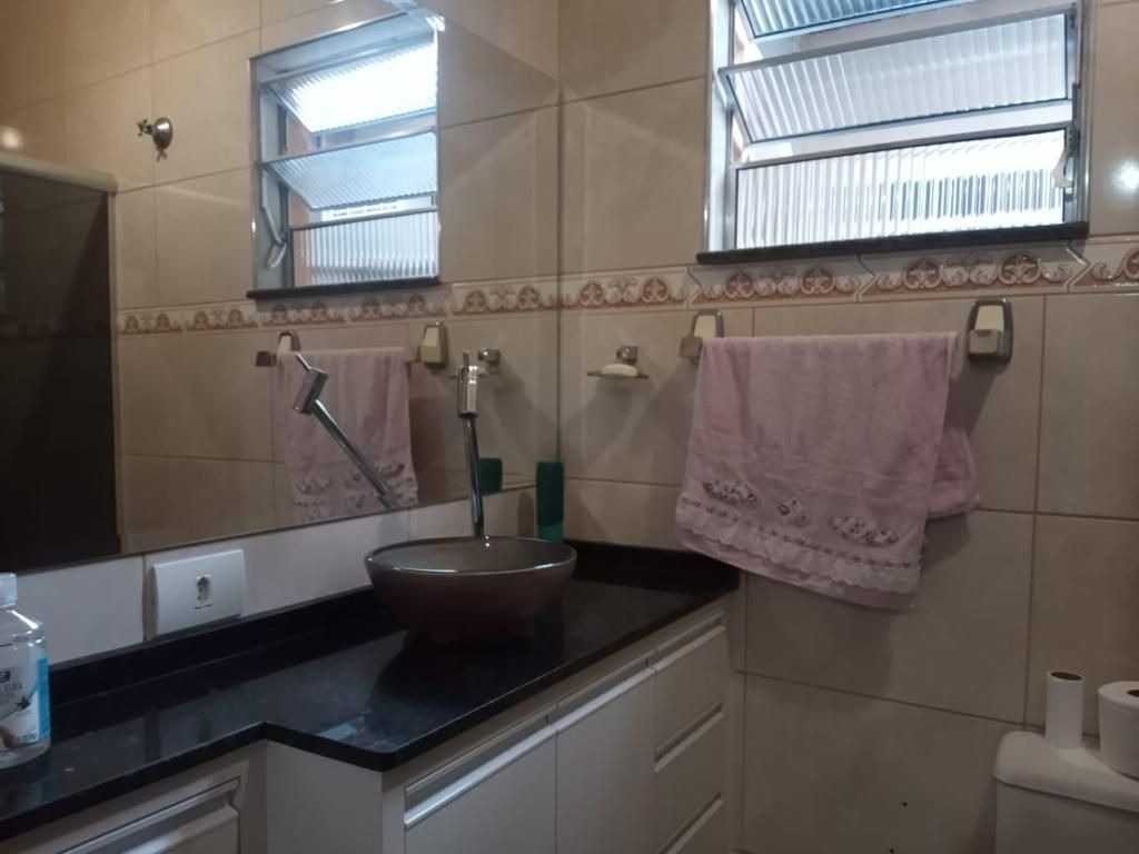 Casa com 2 dormitórios à venda, 150 m² - Vila Industrial - São José dos Campos/SP