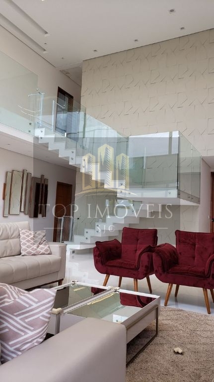 Sobrado de 364m² com 5 Quartos e 6 banheiros à Venda no Alphaville I