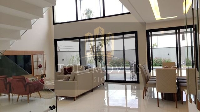 Sobrado de 364m² com 5 Quartos e 6 banheiros à Venda no Alphaville I