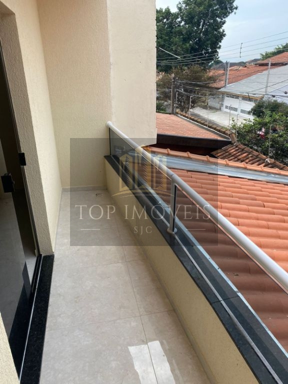 Sobrado com acabamento de alto padrão Jardim das Indústrias 3 dormitórios (1 suíte) Espaço gourmet completo!