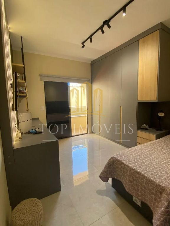Sobrado com acabamento de alto padrão Jardim das Indústrias 3 dormitórios (1 suíte) Espaço gourmet completo!