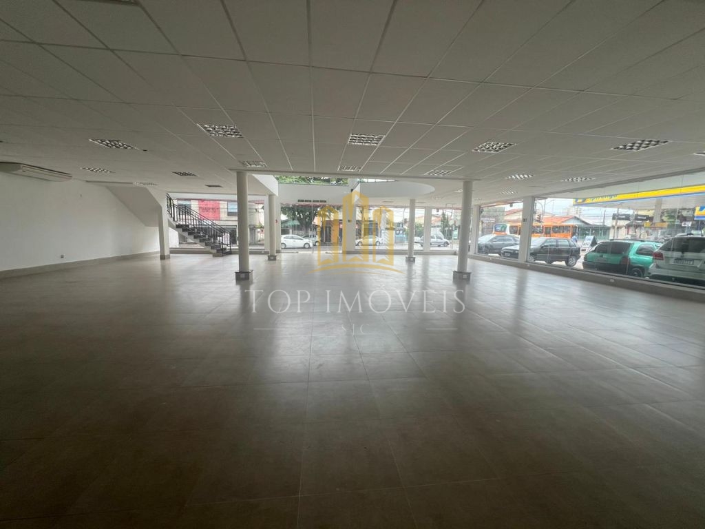 Ponto comercial com 671m2 de área construída na Av. Barbacena